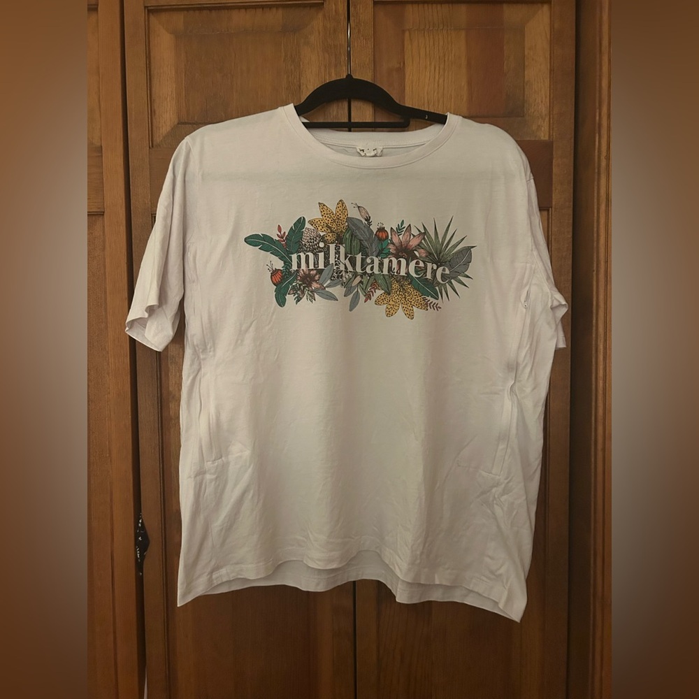 Tajibanae Milktamere L Breastfeeding Friendly Cotton White Floral Tropical Top